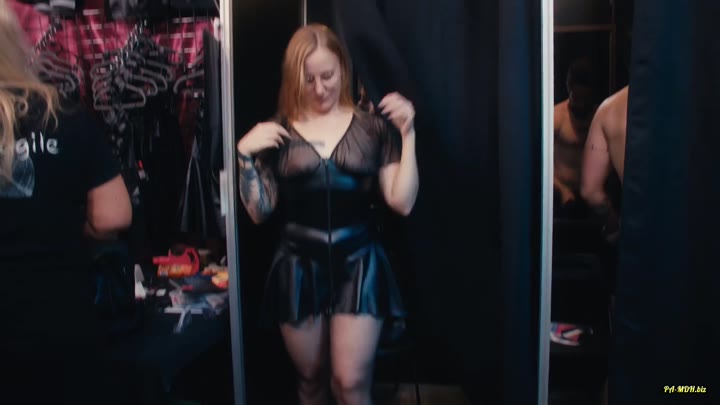 Visit-X - Venus 2024 - Folge 1 - Heiße Outfits shoppen mit MarieHardon